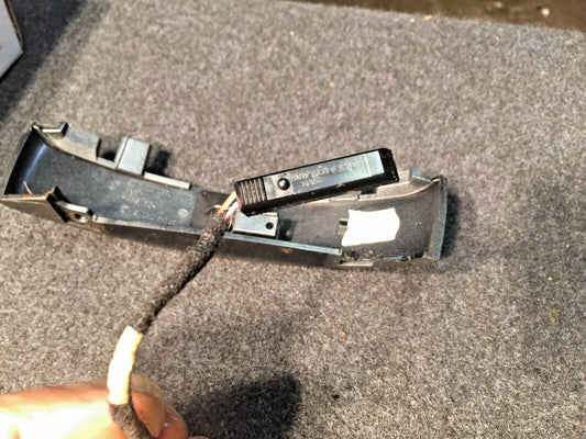 02 03 04 05 BMW 745i E65 Center Console Trim Cover Panel Light Harness OEM