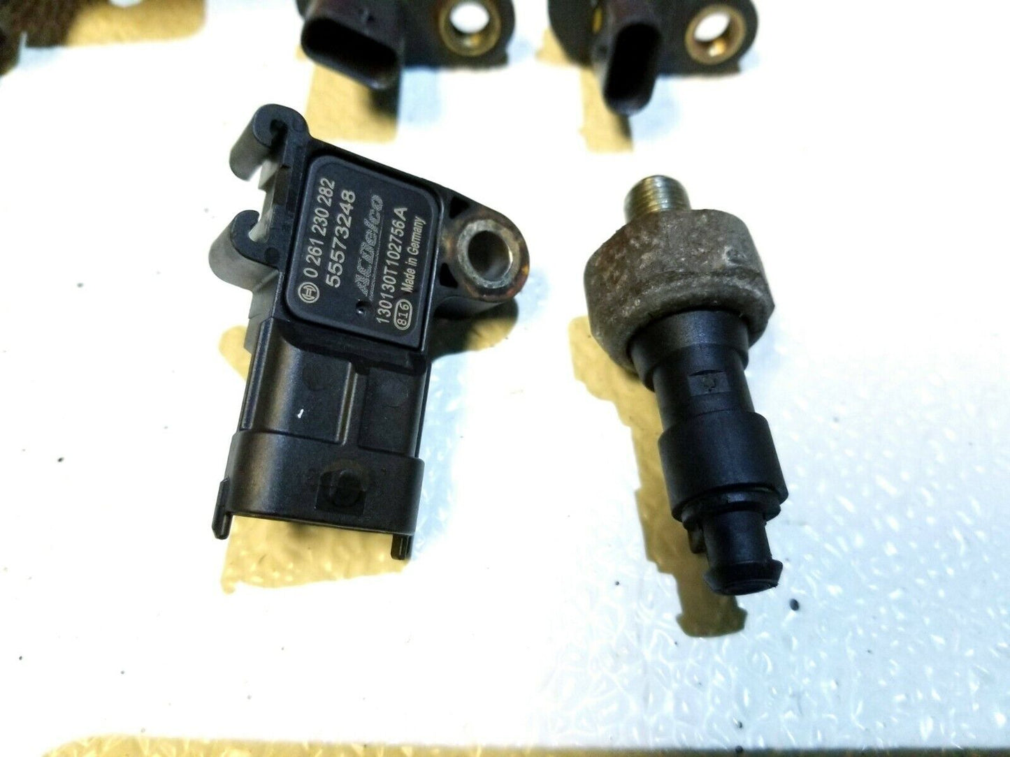 11 12 13 14 15 Chevy Cruze 1.8 Brake Fluid Oil Knock Map Cam Sensor 6pcs OEM 23k