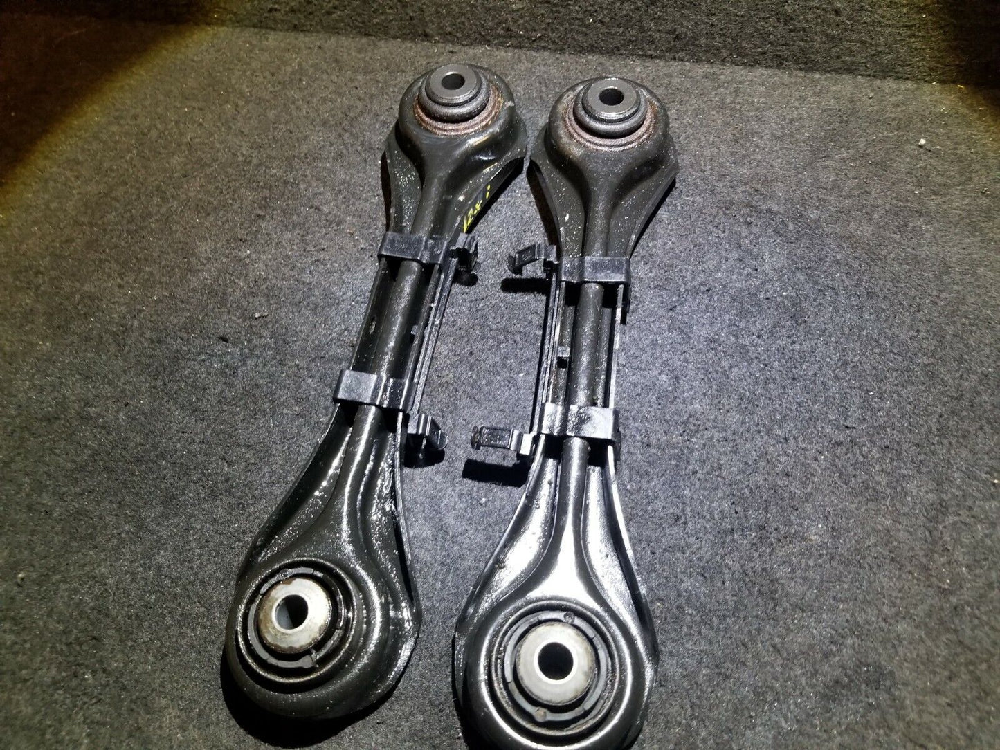 11 12 13 BMW 128i Rear Upper Wishbone Control Arm Back (pair) OEM