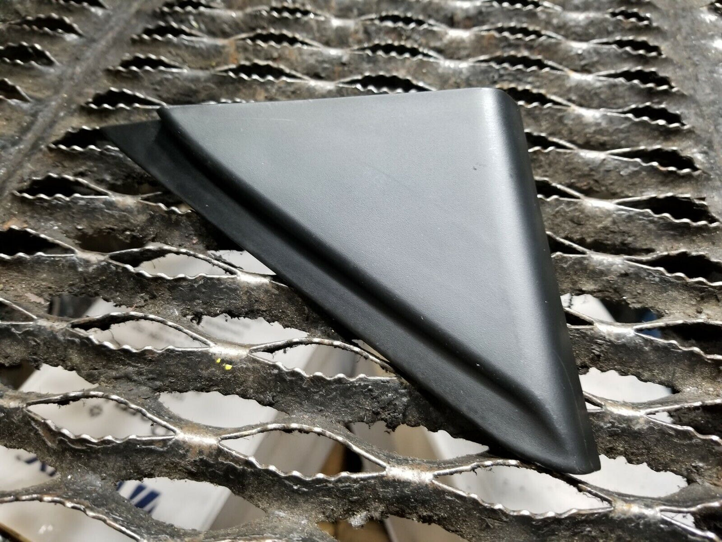 12 13 14 15 16 Hyundai Veloster Interior Left Driver Corner Cover Trim Panel OEM