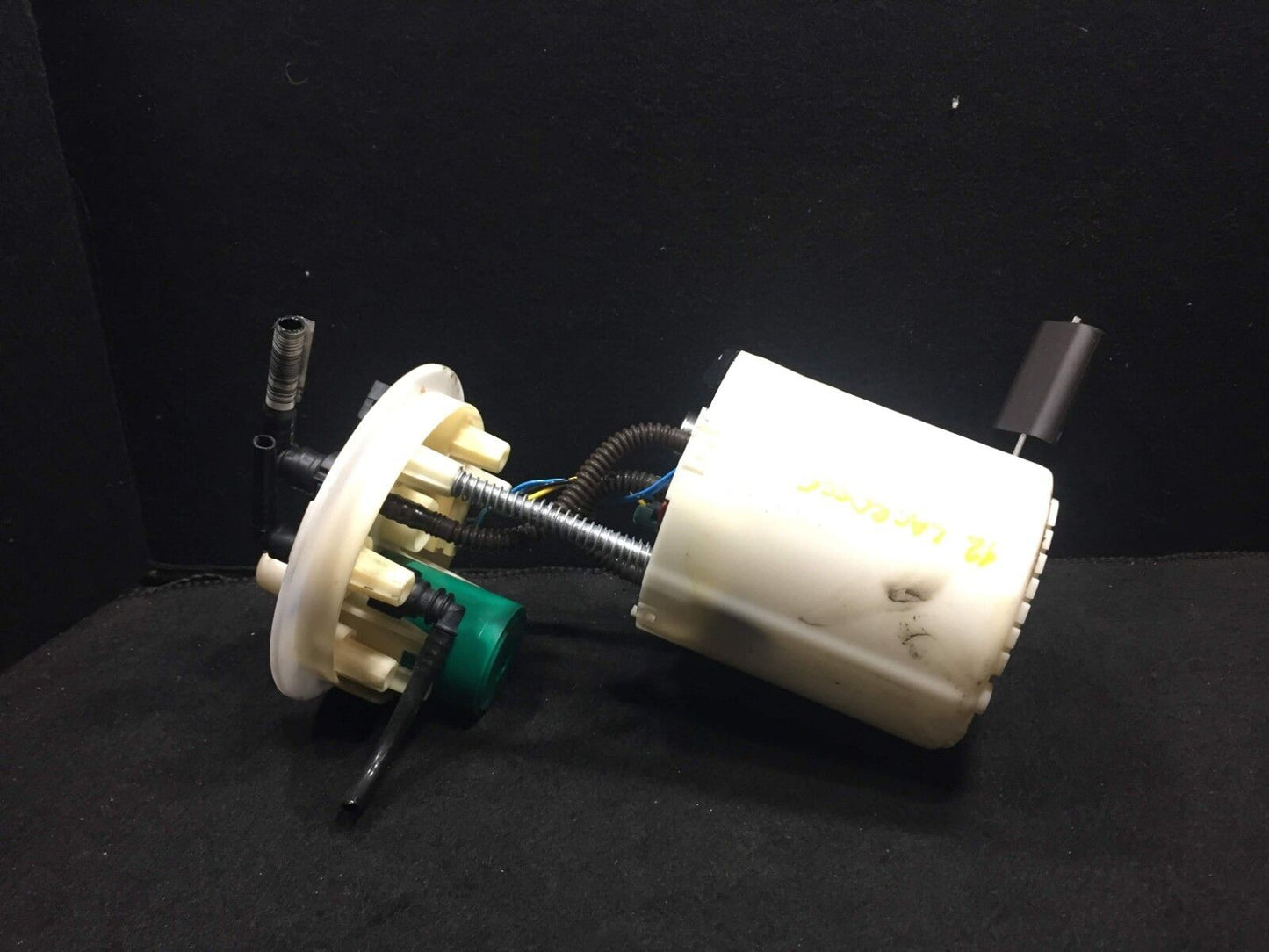11 12 13 Buick Lacrosse Fuel Pump 13575136 OEM D29