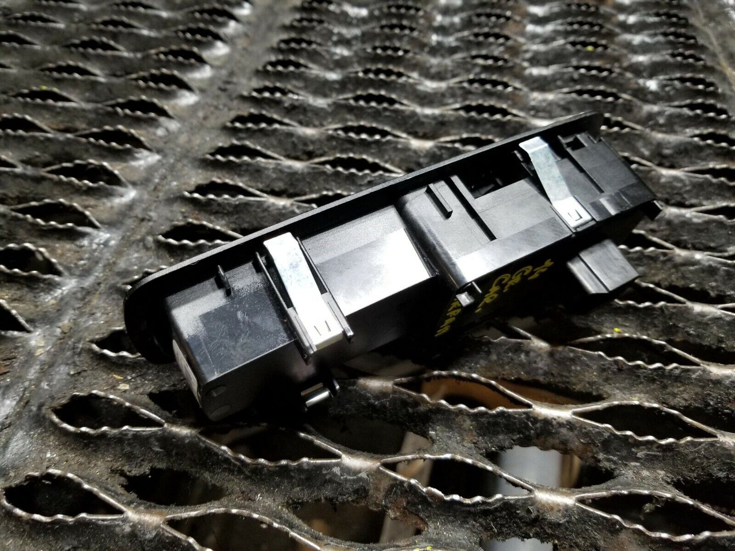 14 2014 Dodge Grand Caravan Front Passenger Right Power Window Switch OEM