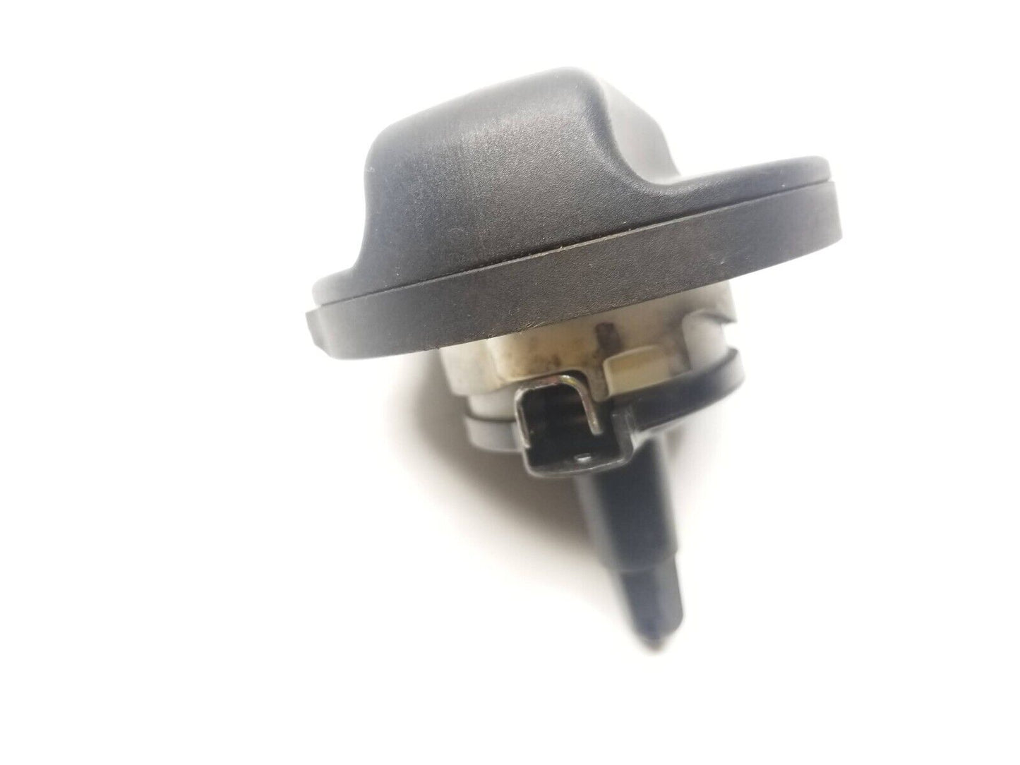 09 10 11 12 BMW 750li Fuel Tank Gas Cap OEM