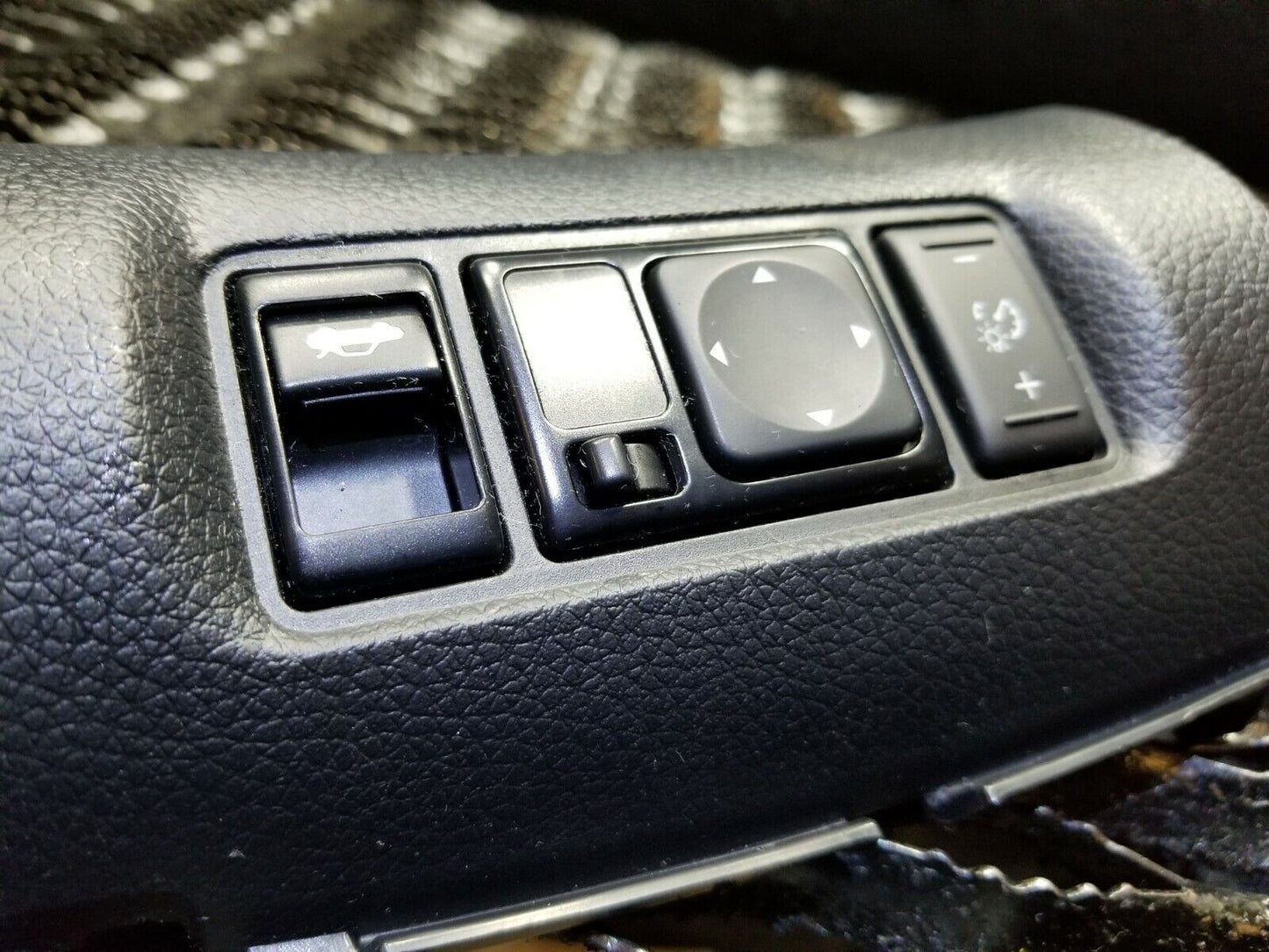 16 17 18 Nissan Sentra Dimmer Mirror Trunk Lid Control Switch OEM 40k