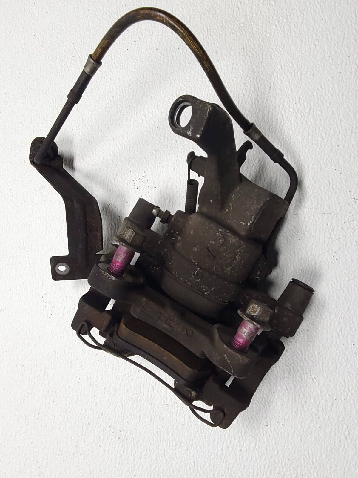 10 11 12 13 Jaguar XJ Rear Brake Caliper Driver Side Left OEM