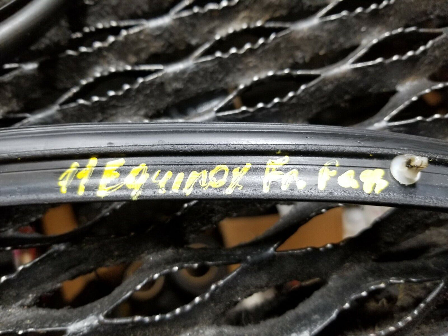10 11 12 13 Chevy Equinox Front Door Weaterstirp Seal Passenger Right OEM