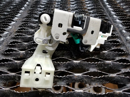 13 14 15 16 Jeep Compass Rear Left Driver Side Door Lock Latch Actuator OEM 30k
