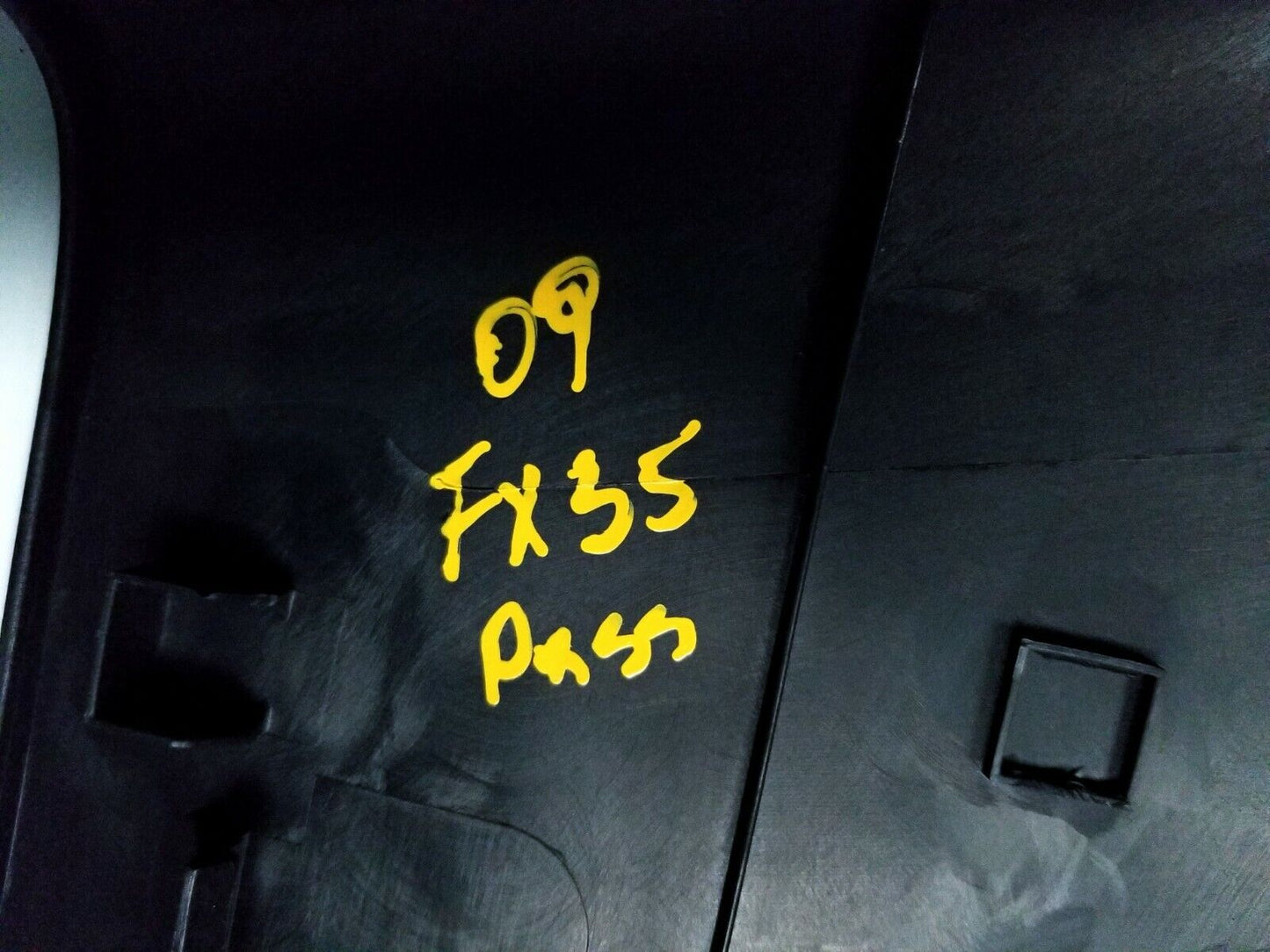09 10 11 12 Infiniti Fx35 Right Passenger Side Lower B Pillar Trim Panel OEM