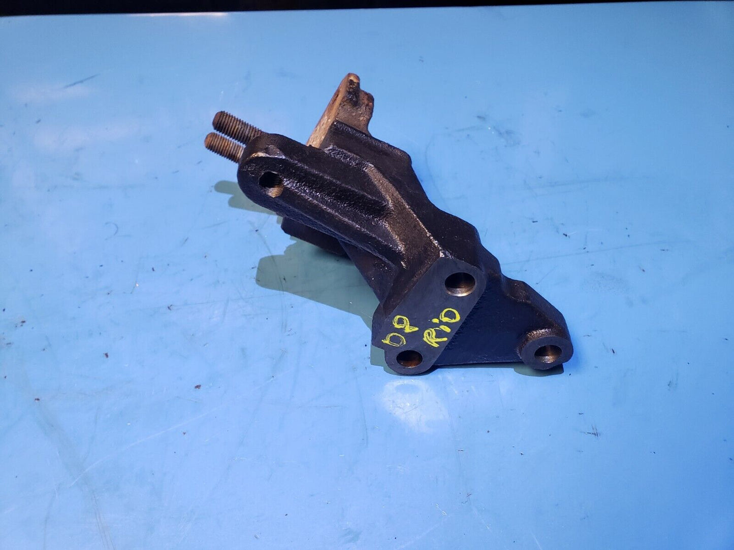 06 07 08 09 10 Kia Rio5 1.6l Engine Mount Bracket OEM