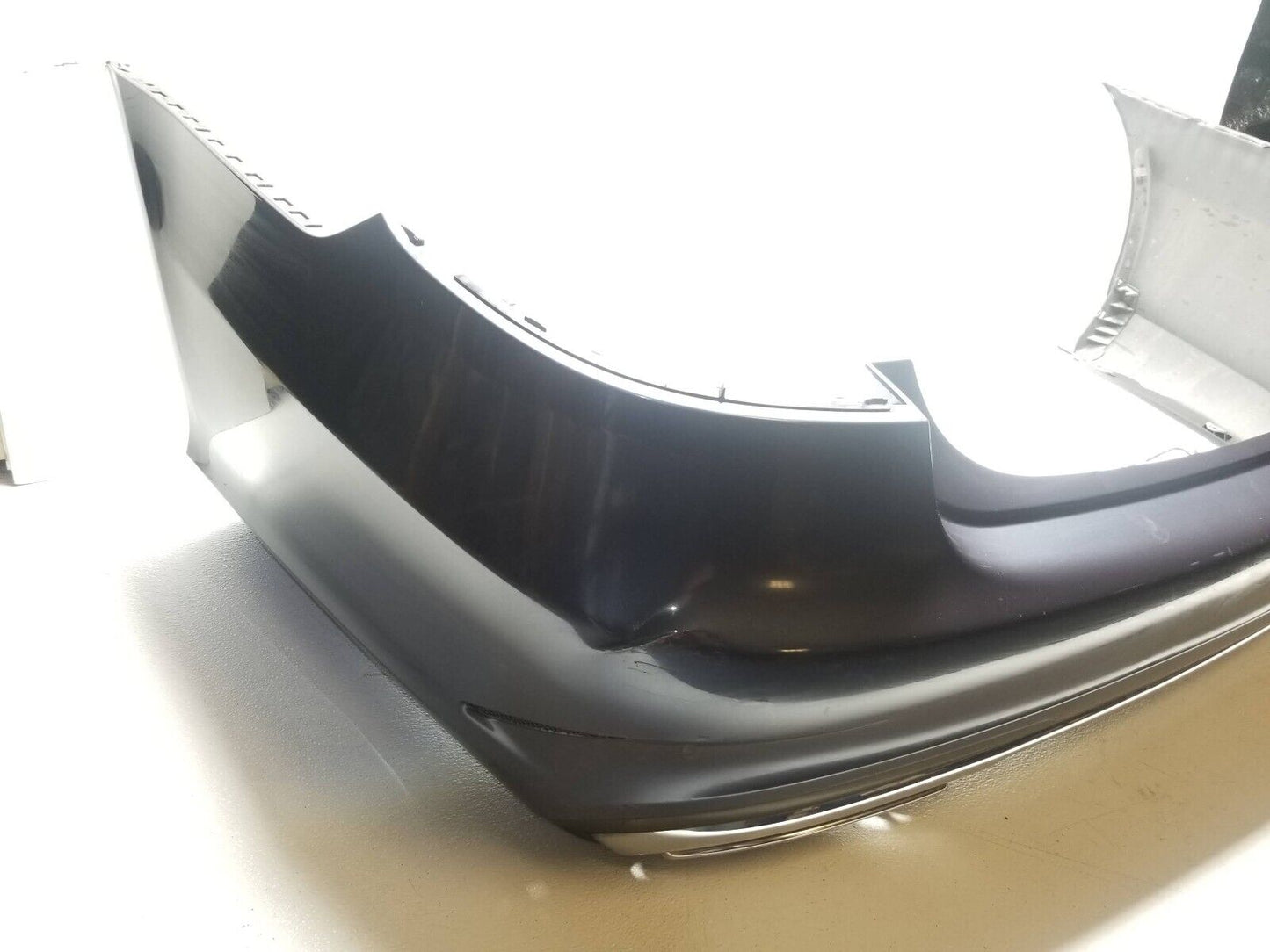 14 15 16 W212 Mercedes E Class Rear Bumper Cover. Color :585u. E350 Bumper . PICK UP ONLY NO SHIPPING