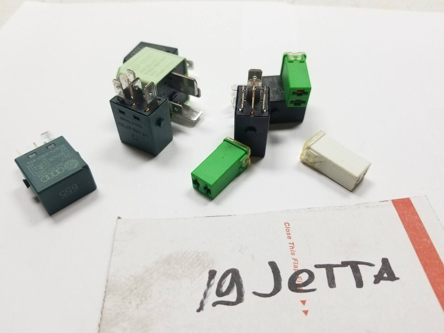 19 20 21 Volkswagen Jetta Relay 9 Pcs OEM