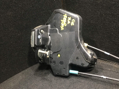 04 05 06 Scion Xa Rear Right Pass Side Door Lock Latch Actuator OEM D18