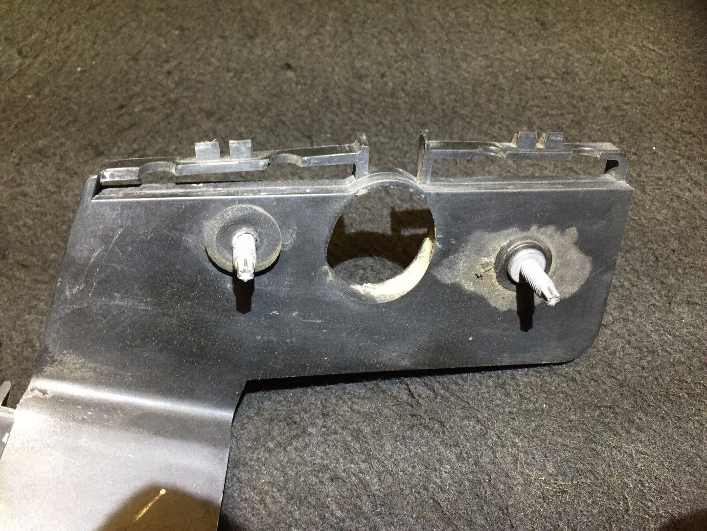 06 07 08 09 Saab 9-5 95 Rear Right & Left Bumper Bracket Pair OEM