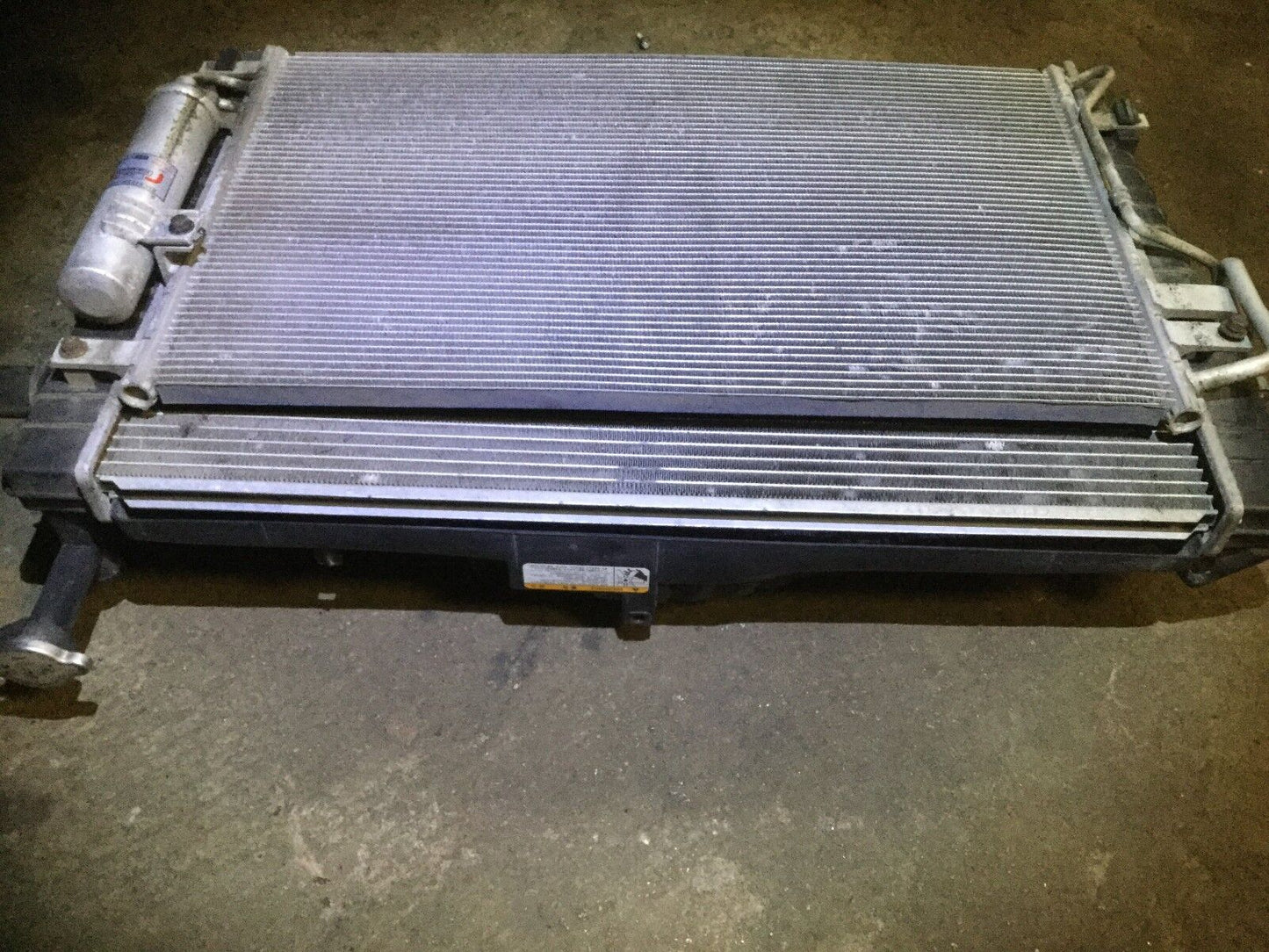 07 08 09 Hyundai Tucson 2.0l Engine Coolant Radiator & A/c Condenceroem D13