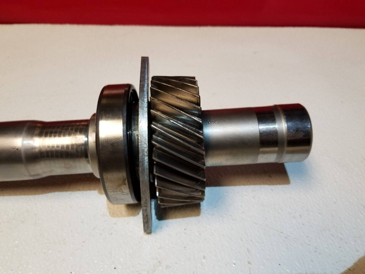 12 13 14 15 Audi A6 3.0t Transmission Shaft Gear  OEM