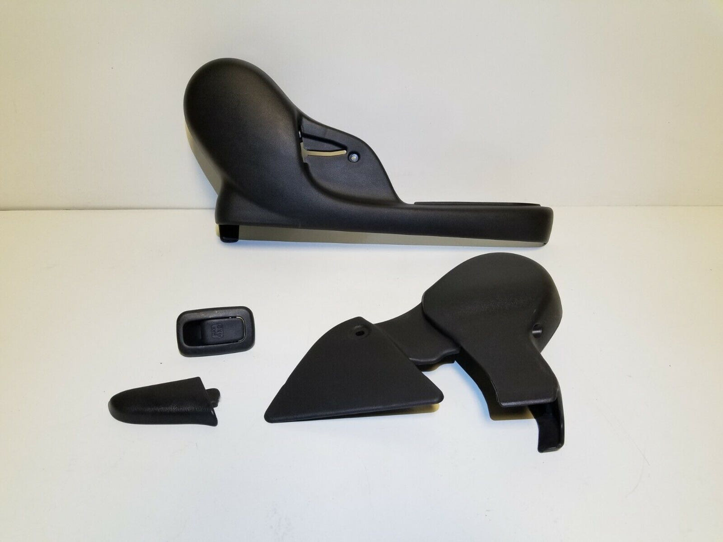 04 05 06 Scion Xa Front Right Passenger Seat Cover Trim 4pcs OEM