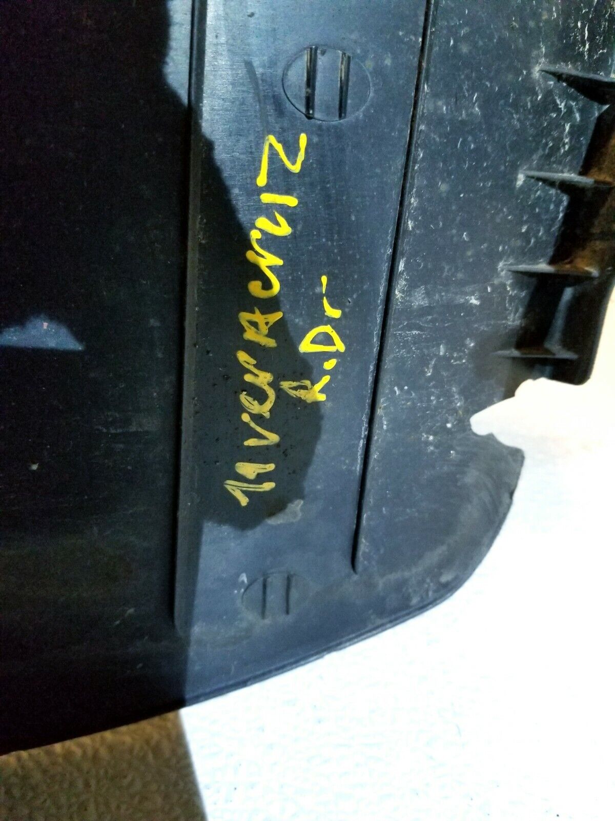 07 08 09 10 11 12 Hyundai Veracruz Rear Left Driver Fender Splash Guard OEM