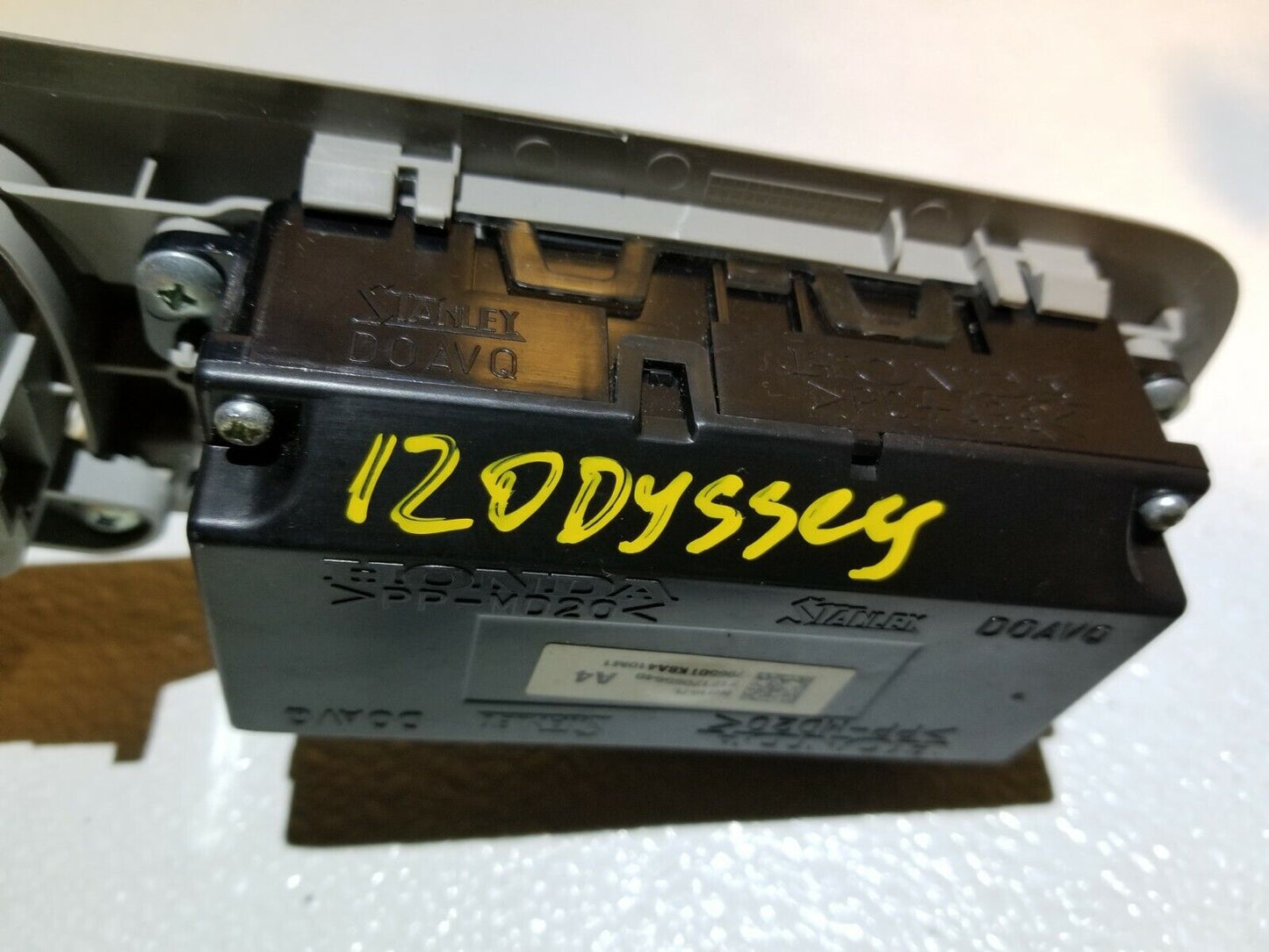 11 12 13 Honda Odyssey Climate Control Overhead Roof Light W/ AC Air Vent OEM
