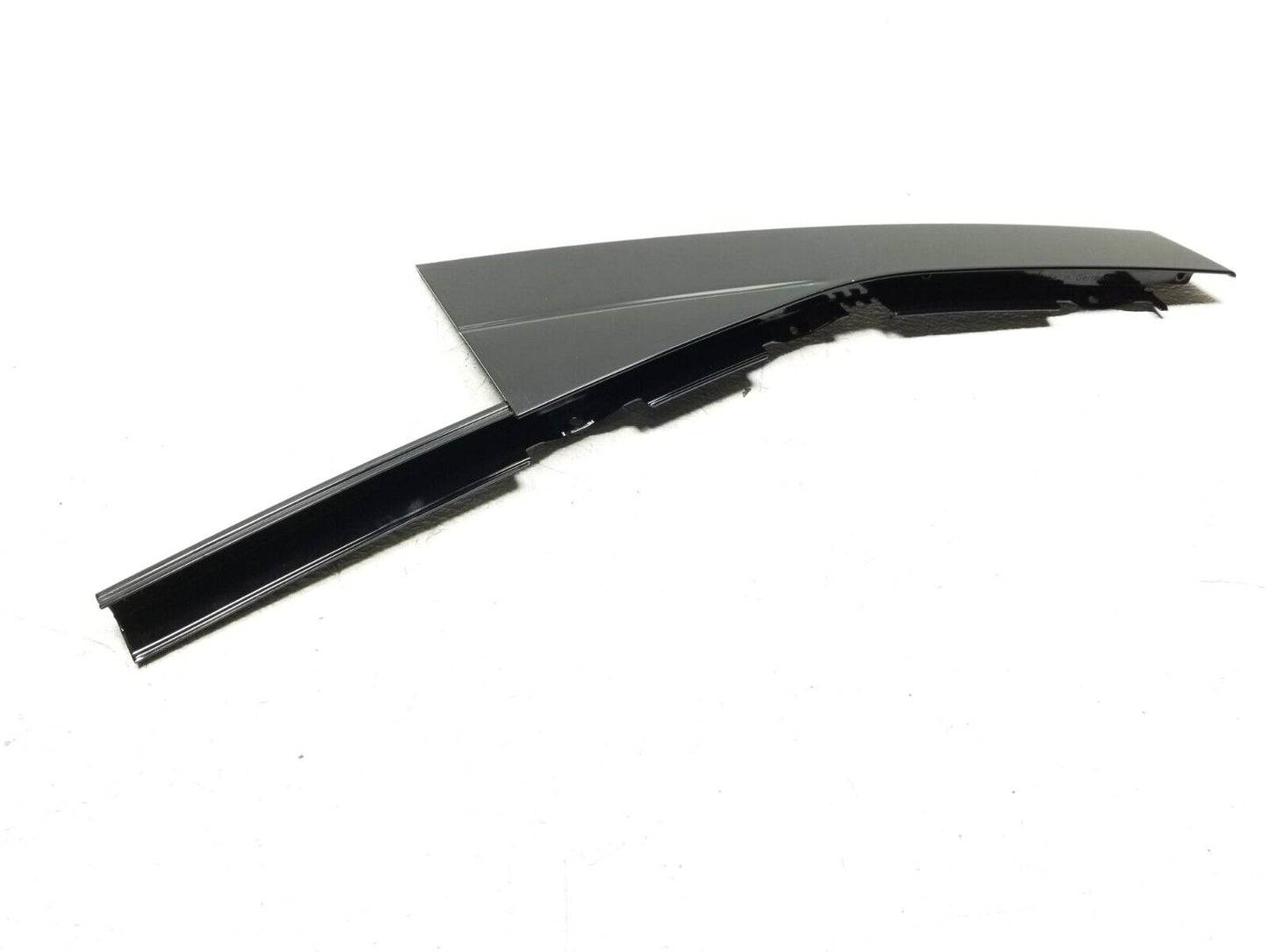 2011 - 2014 Porsche Cayenne Rear Right Pass Side Door C Pillar Trim Molding OEM