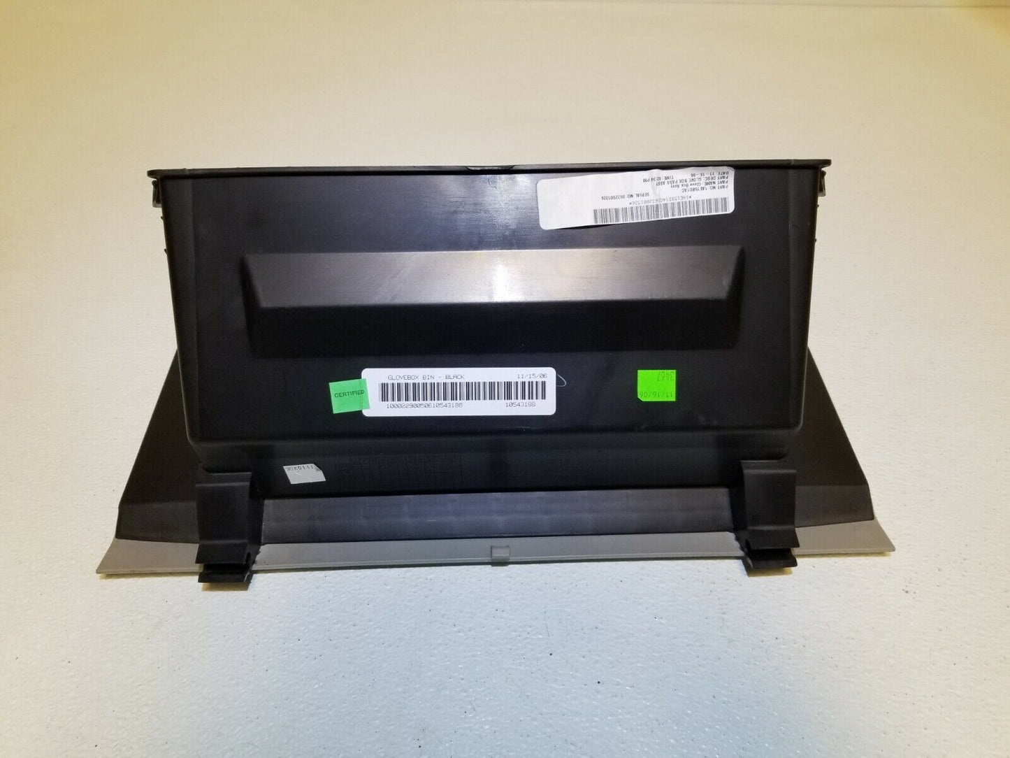 07 08 09 10 Chrysler Sebring Glove Box OEM