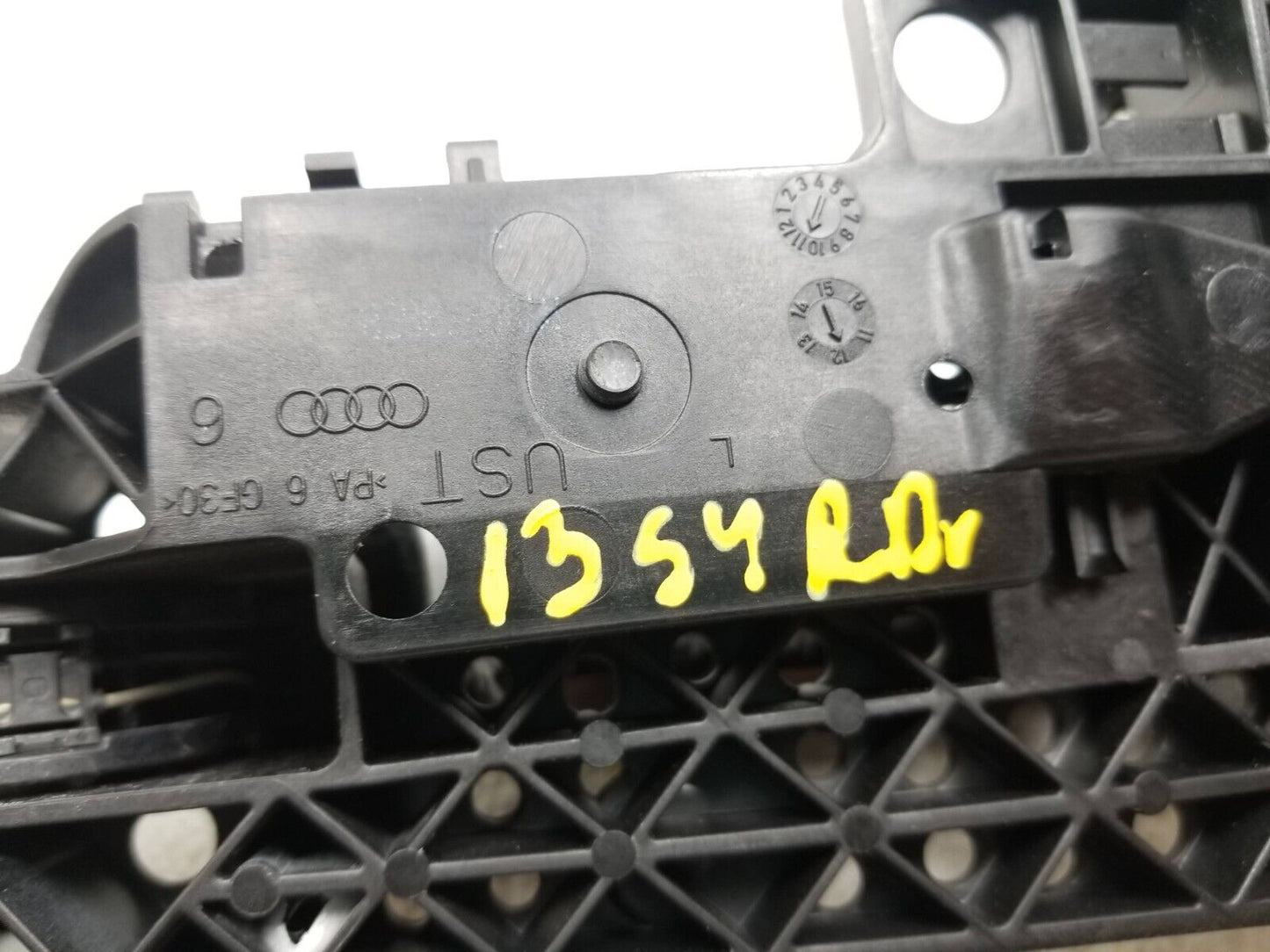 13 14 15 16 Audi A4 S4 Door Exterior Handle Rear Left Driver Side OEM