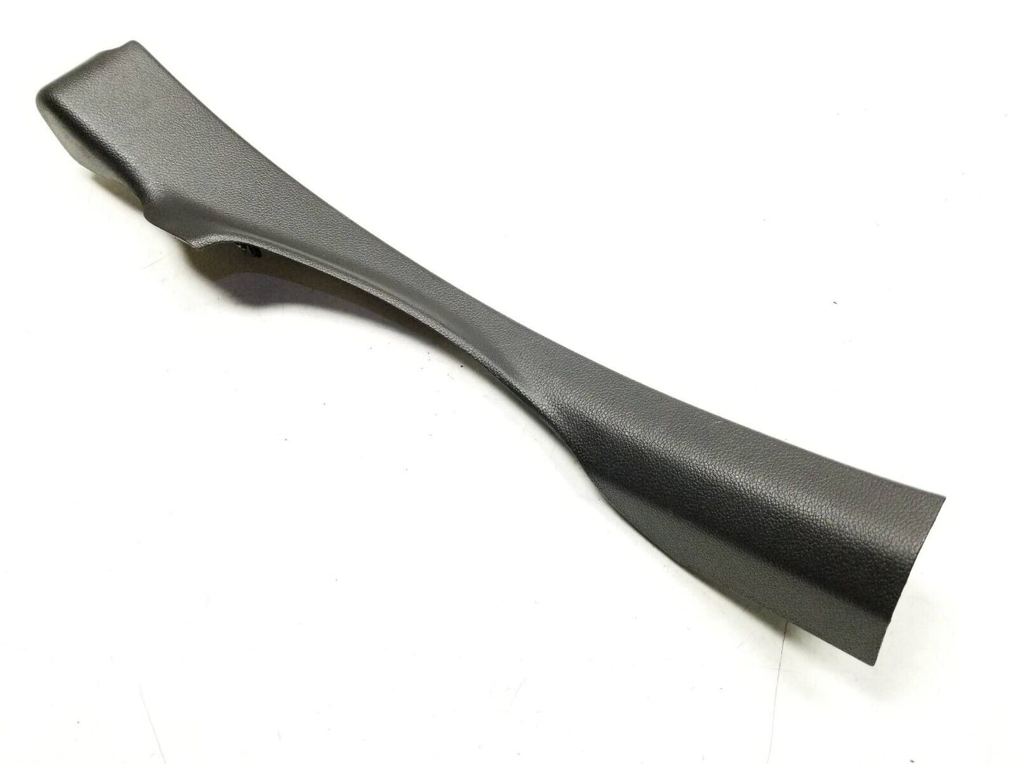 2013 - 2018 Cadillac Ats  Rear Inner Sill Seat Trim Driver Side  23431309 OEM