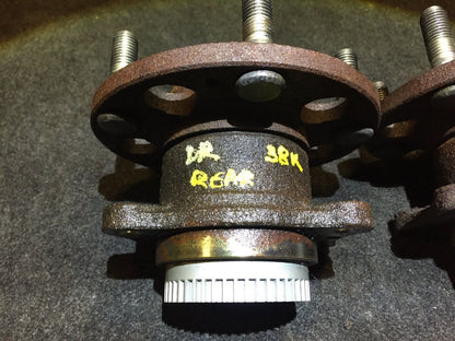14 15 16 Kia Forte Rear Wheel Bearing & Hub 52710-3x000 2pcs OEM 38k