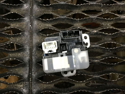 04 05 06 07 08 09 Toyota Priusignition Key Starter Switch Slot 6263990-00 OEM