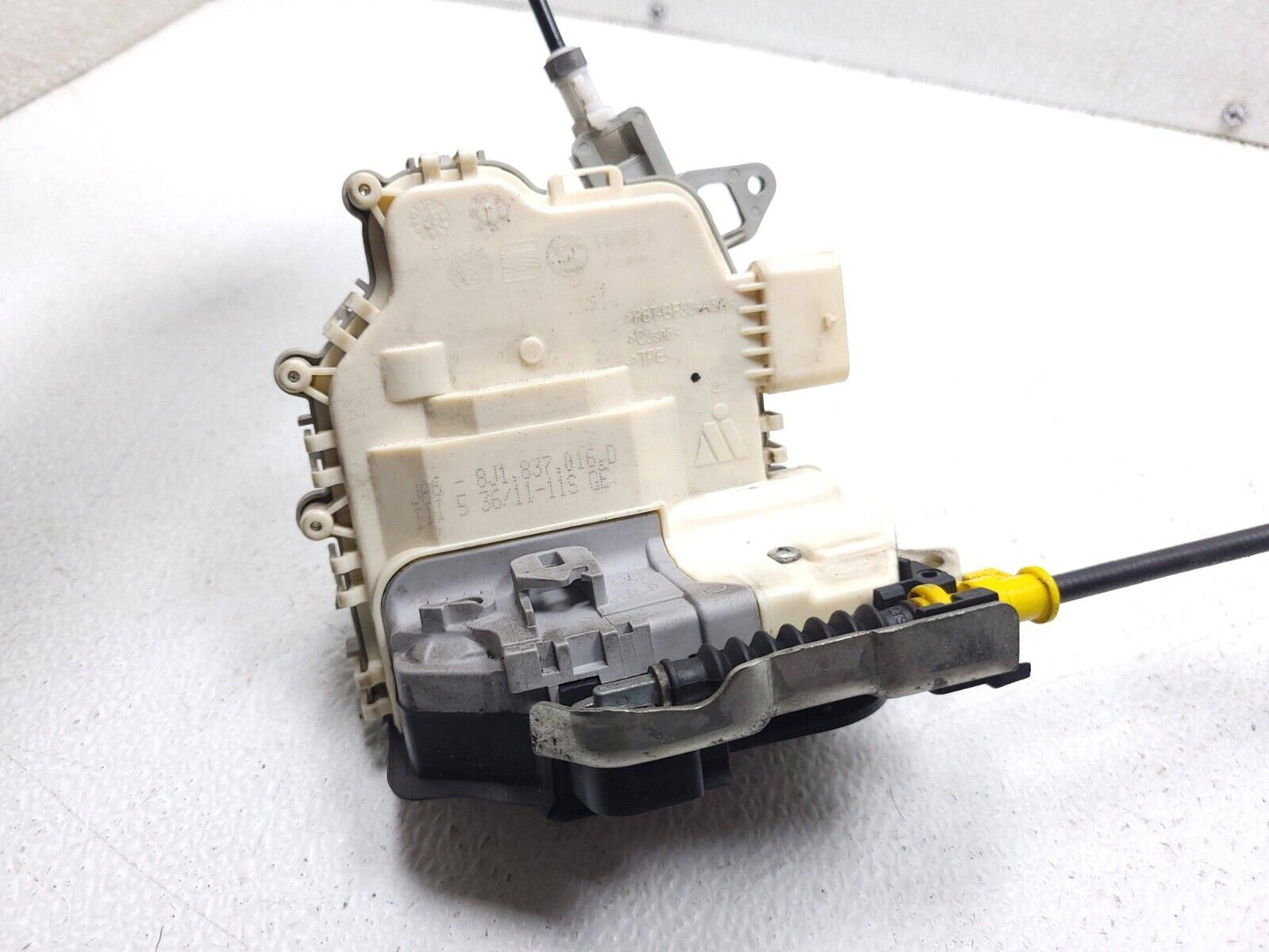 12 13 14 15 16 17 Audi A7 Door Lock Latch Front Right Passenger Side OEM
