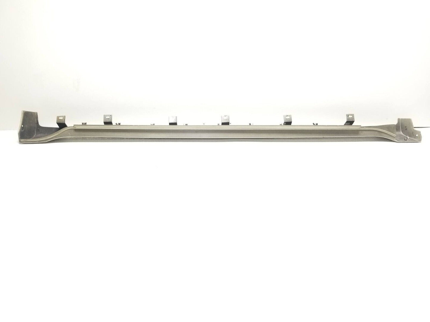 2006 - 2010 Jeep Grand Cherokee Rocker Panel Skirt Molding Right Pass Side OEM