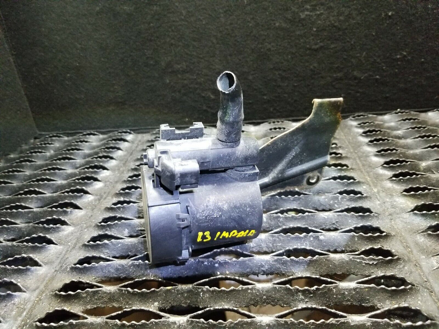 07 08 09 10 11 12 13 Chevy Impala Vapor Canister Vent Solenoid 20952523 OEM