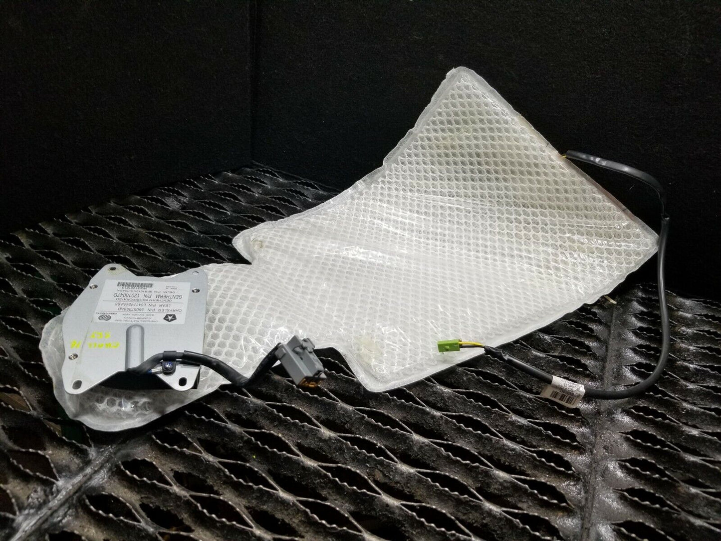 16 17 Dodge Challenger SRT Back Seat Blower Motor & Mat OEM 12k