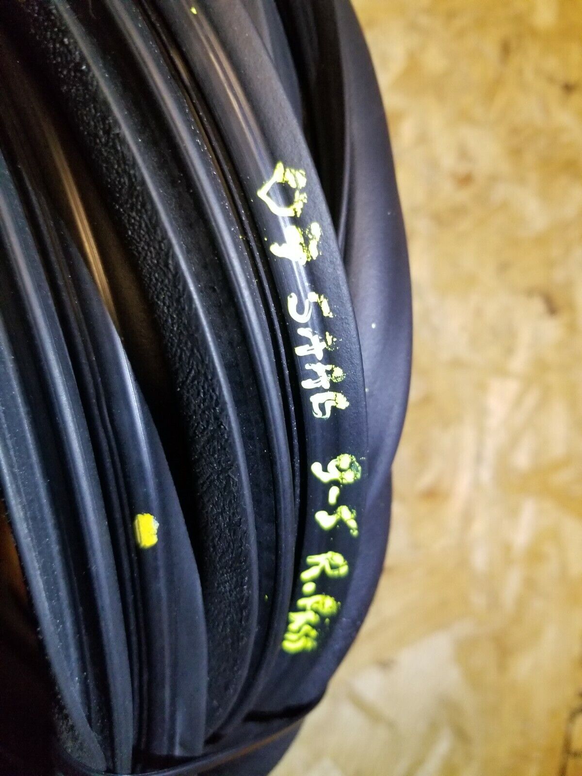 06 07 08 09 Saab 9-5 Aero Rear Right Passenger Door Weatherstrip Seal OEM