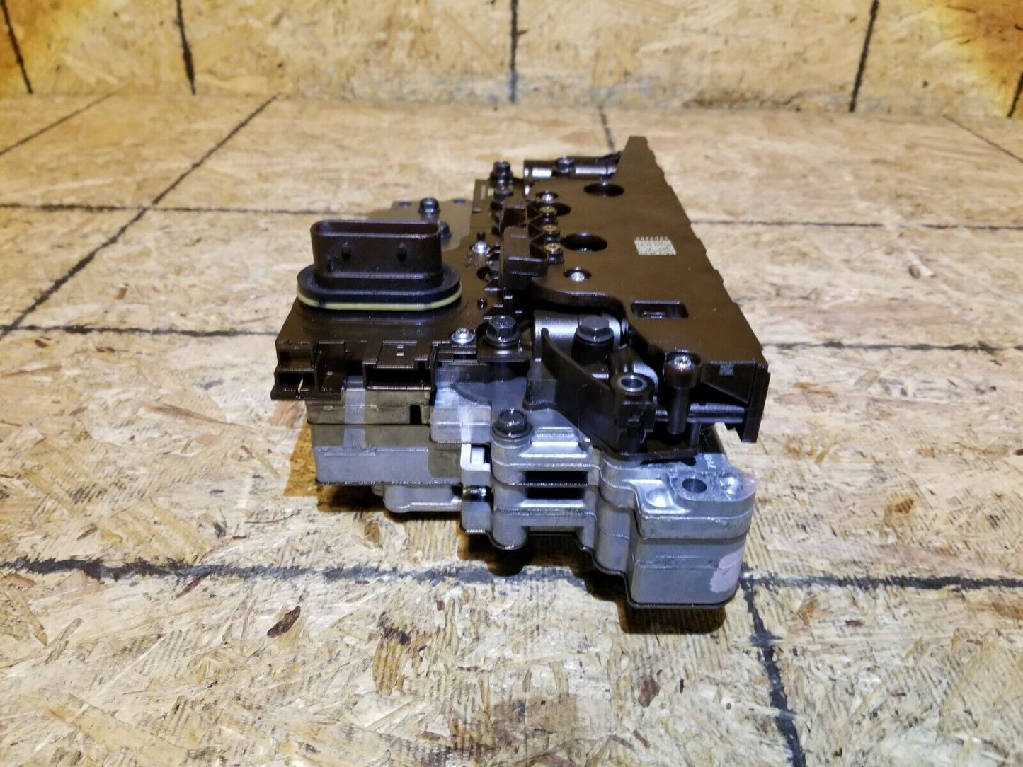 10 11 12 Lincoln MKT 3.5l Atomatic Transmission Valve Body OEM