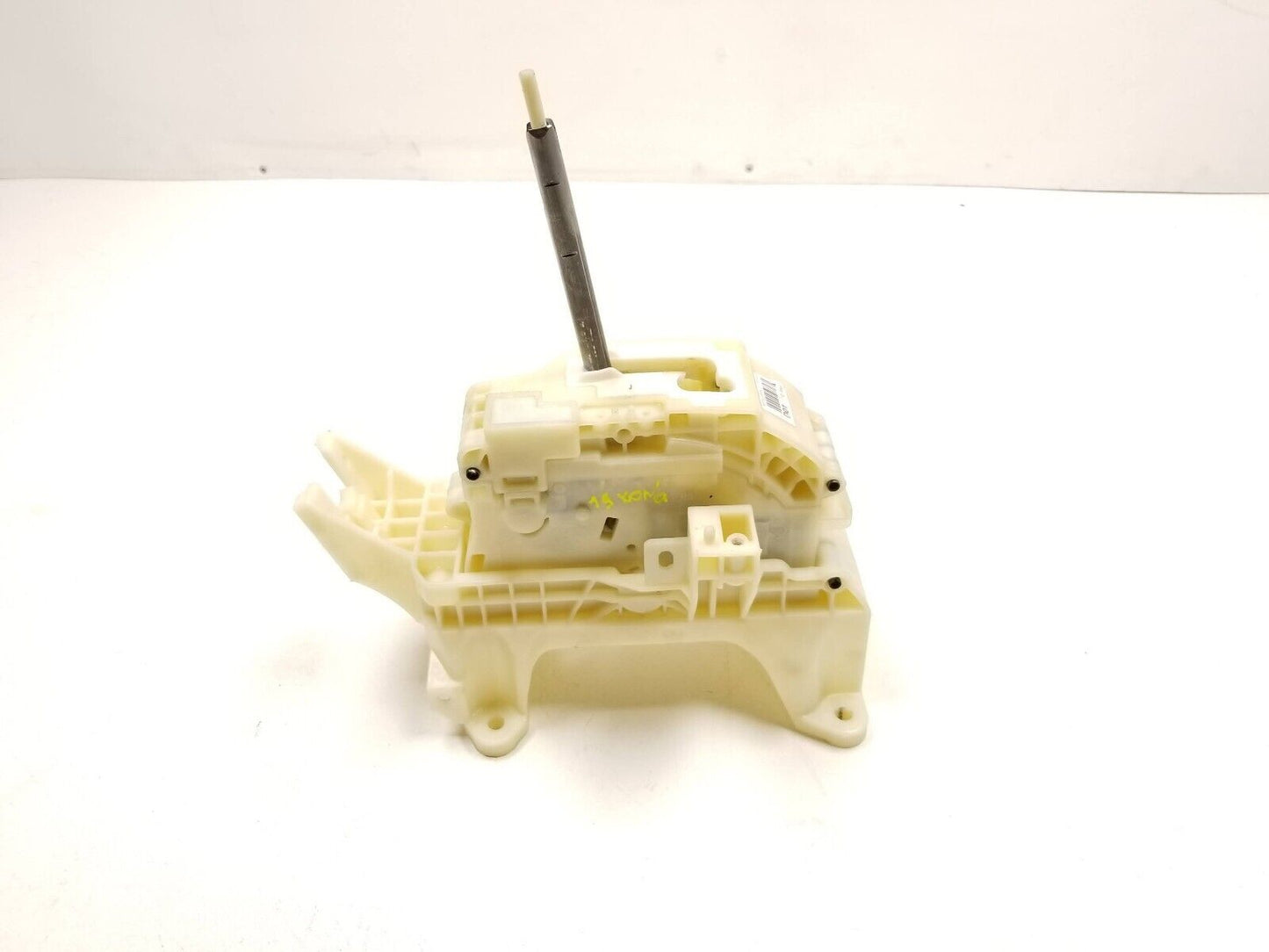 18-21 Hyundai Kona Gear Shifter Selector Lever 46700-j9100 OEM 29k Miles