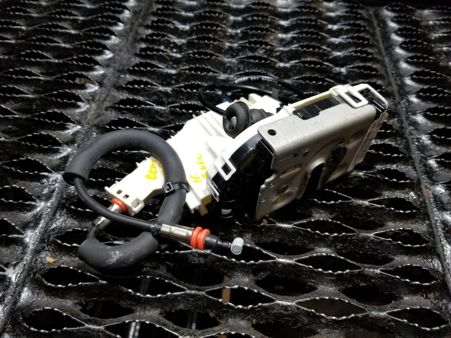 12 13 14 15 16 Dodge Journey Rear Left Driver Door Lock Actuator OEM 54k