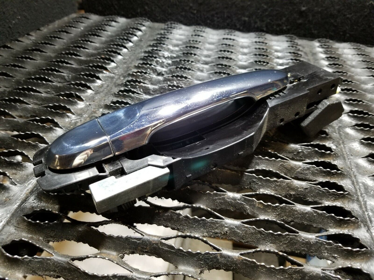 13 14 15 16 Nissan Versa Sdn Rear Left Driver Side Exterior Door Handle OEM