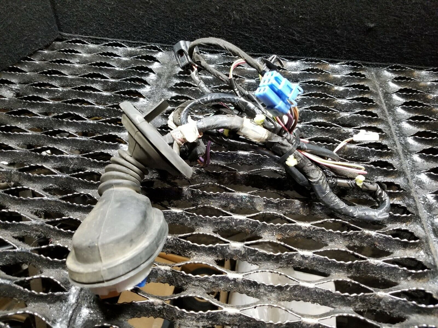 04 05 06 Chrysler Sebring Convertible Right Passenger Door Wire Harness OEM