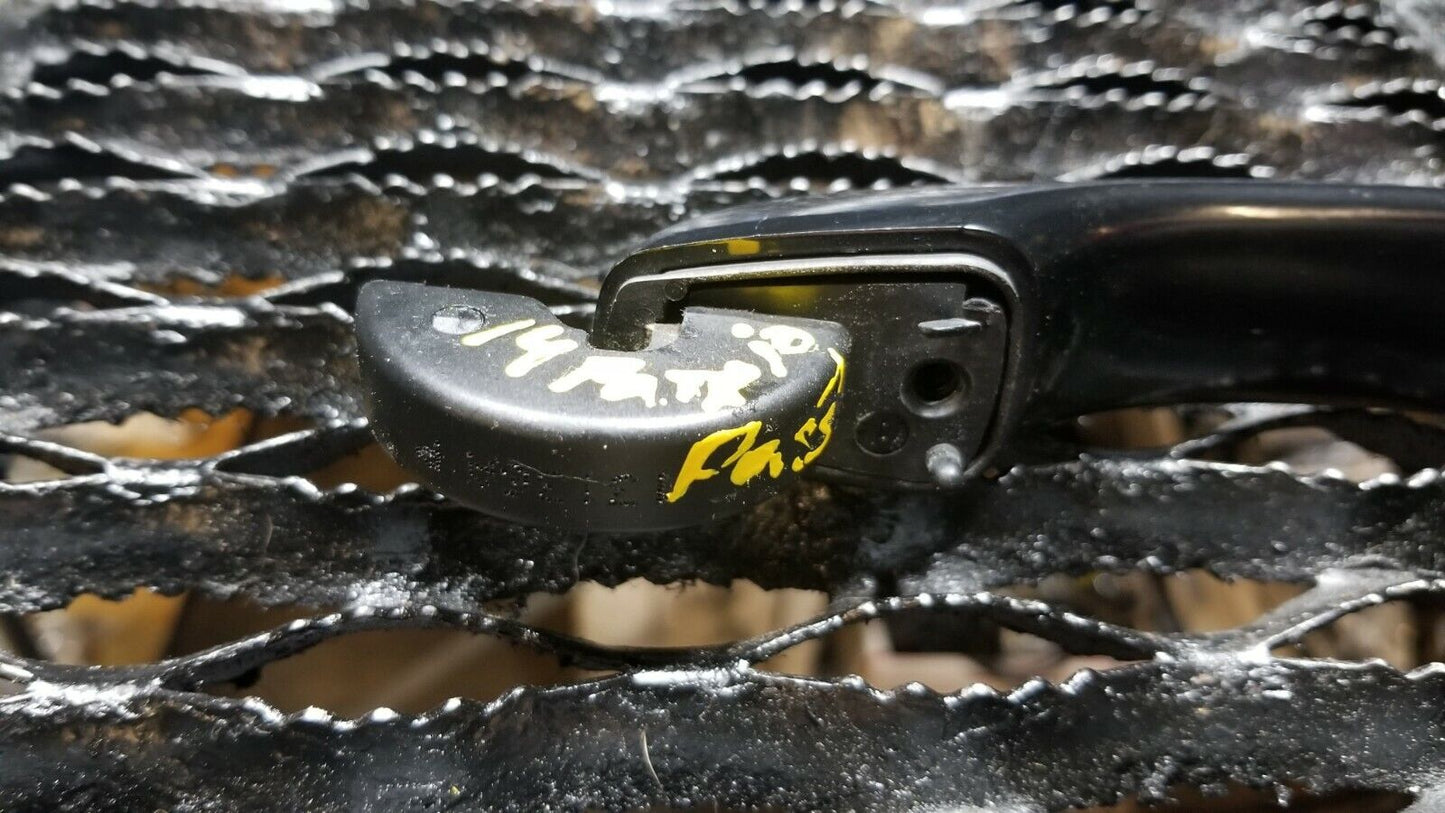 12 13 14 15 16 Jeep Patriot Exterior Door Handle Front Right  Passenger Side OEM