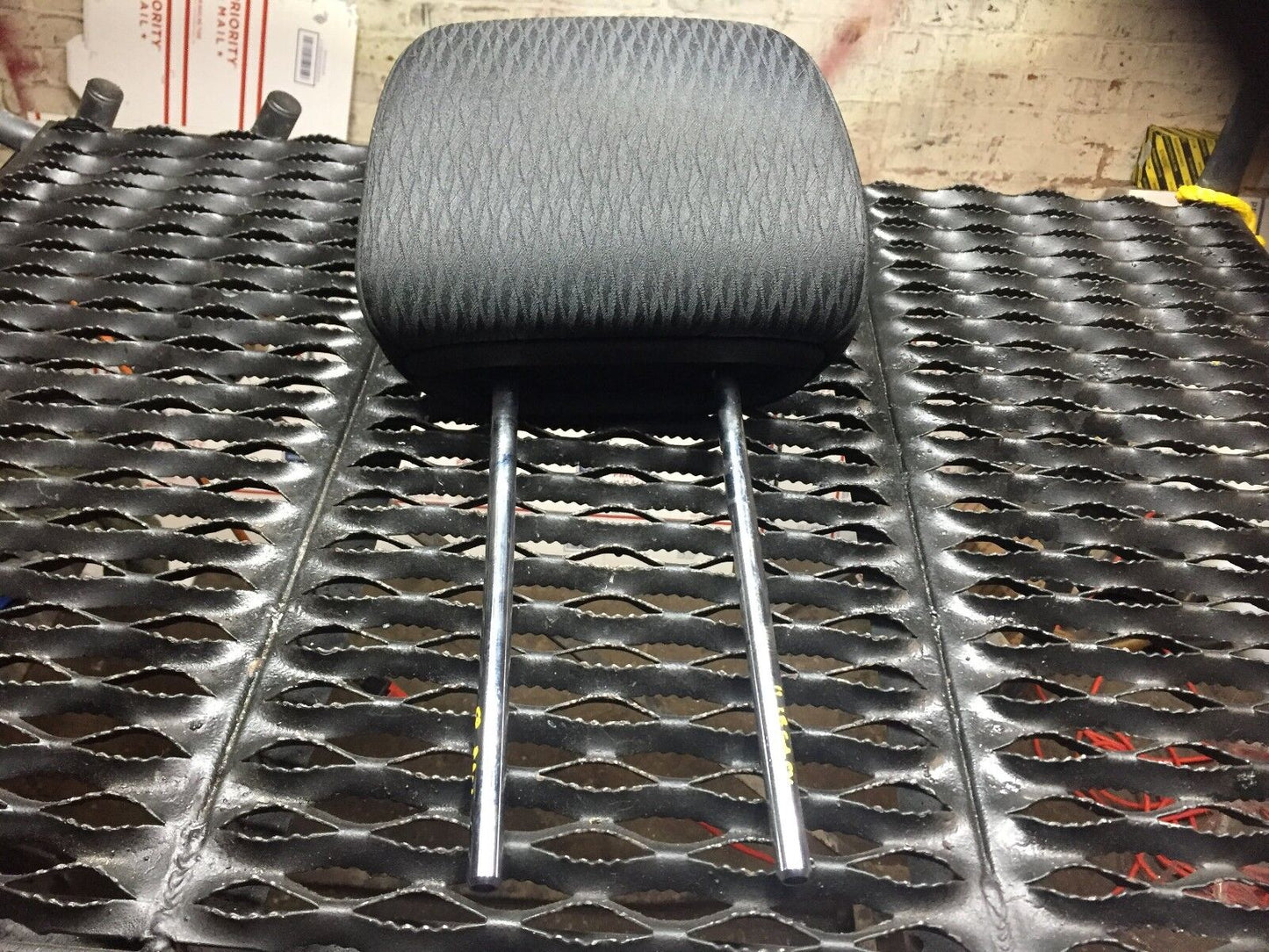 10 11 12 13 14 Subaru Legacy Front Headrest Head Rest 64061aj00bvh OEM