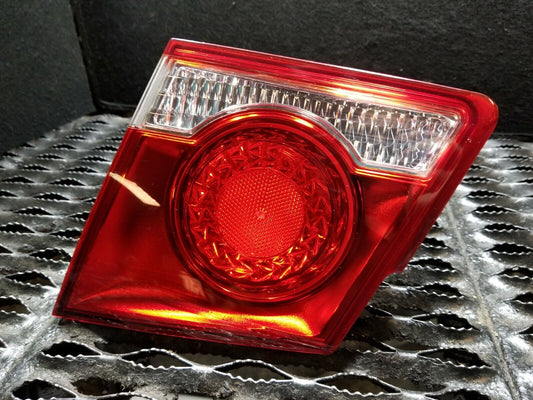 11 12 13 14 15 Chevy Cruze Right Right Passenger Side Inner Tail Light OEM
