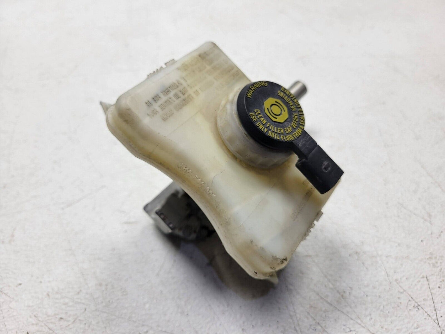 13 14 15 16 Audi A4 S4 Brake Master Cylinder OEM