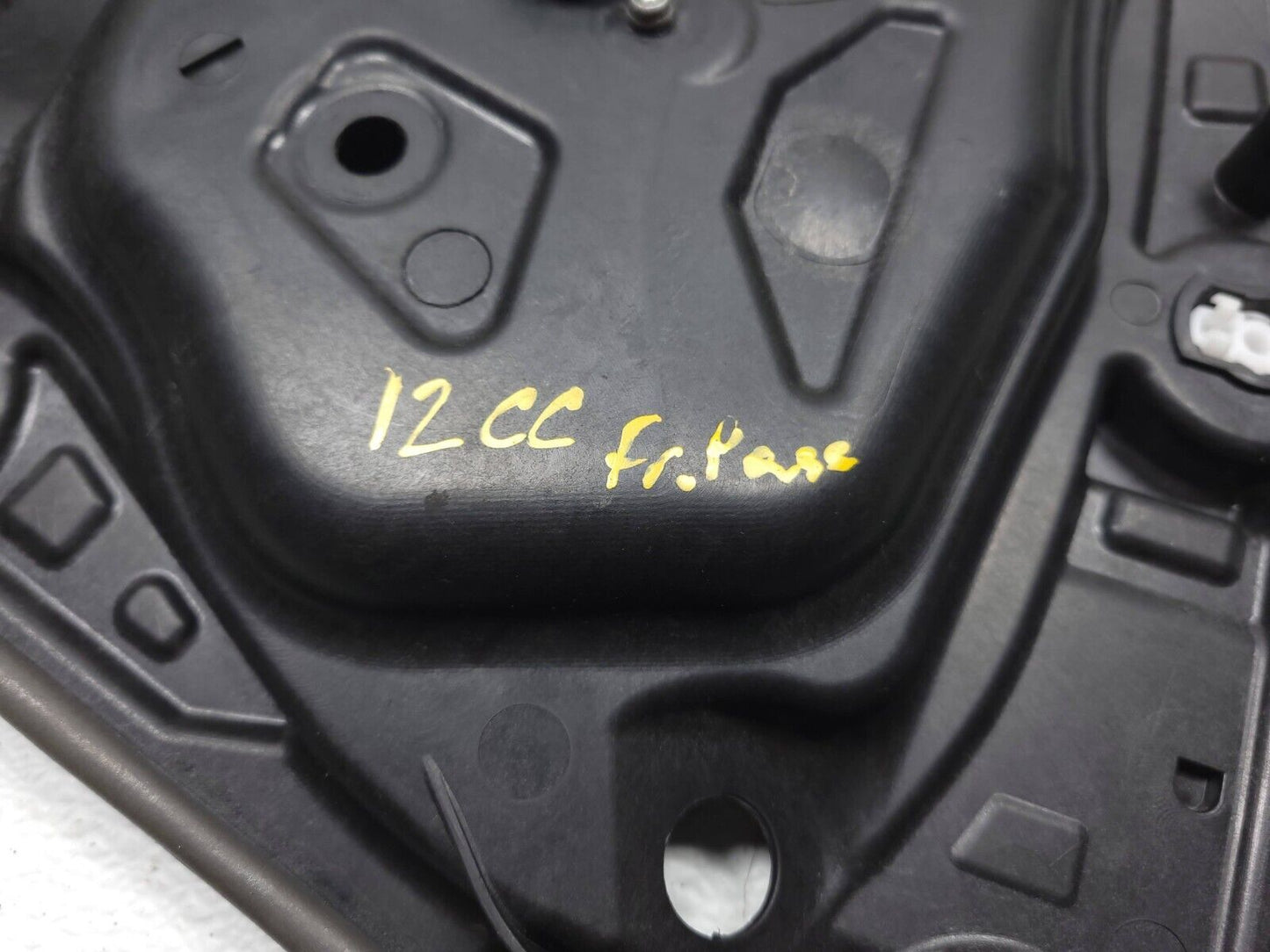 09 10 11 12 Volkswagen Cc Door Window Regulator Panel Front Right Pass Side OEM