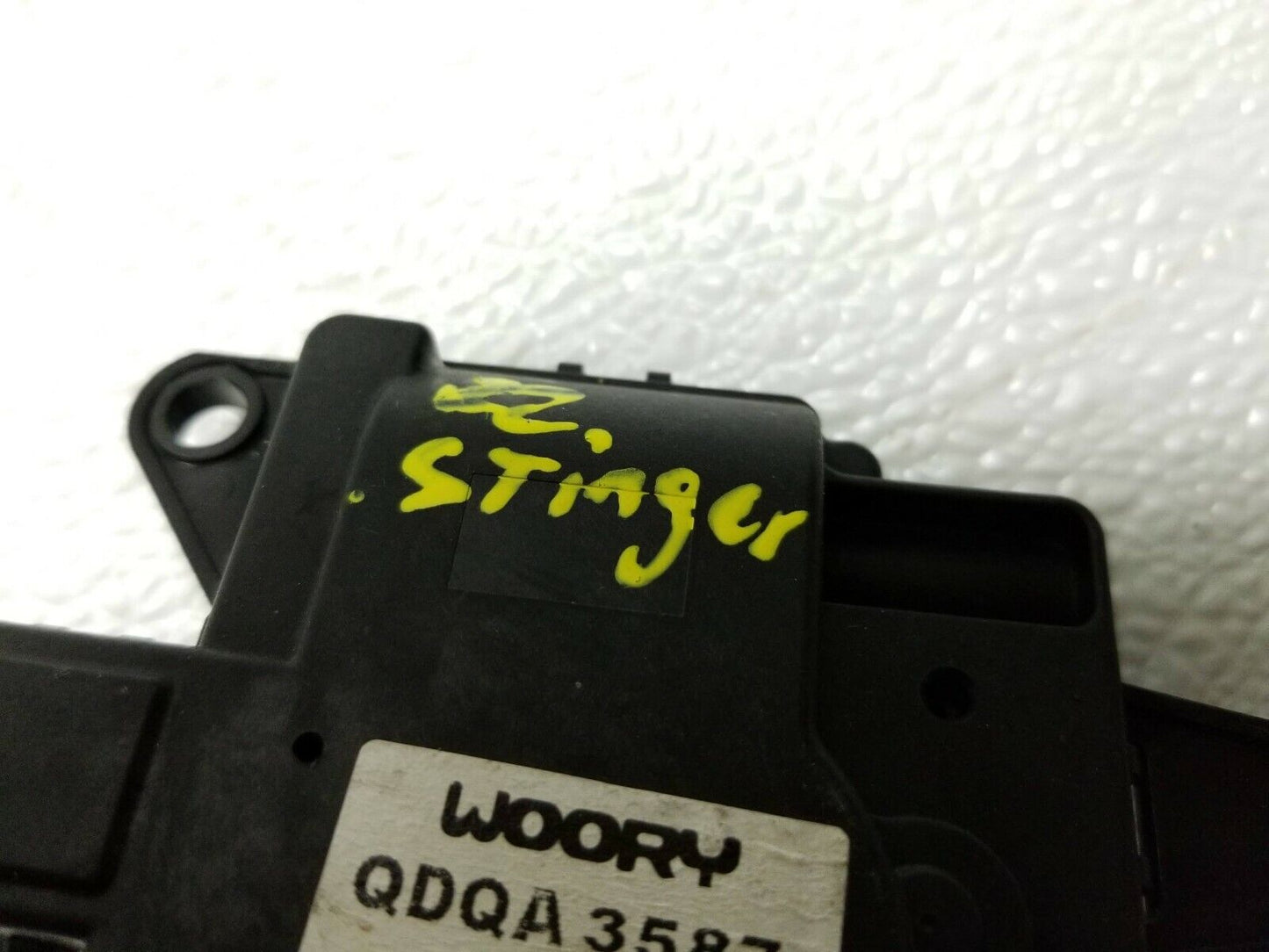 21 22 Kia Stinger HVAC A/c Heater Blend Actuator Flap Motor OEM 312 Miles
