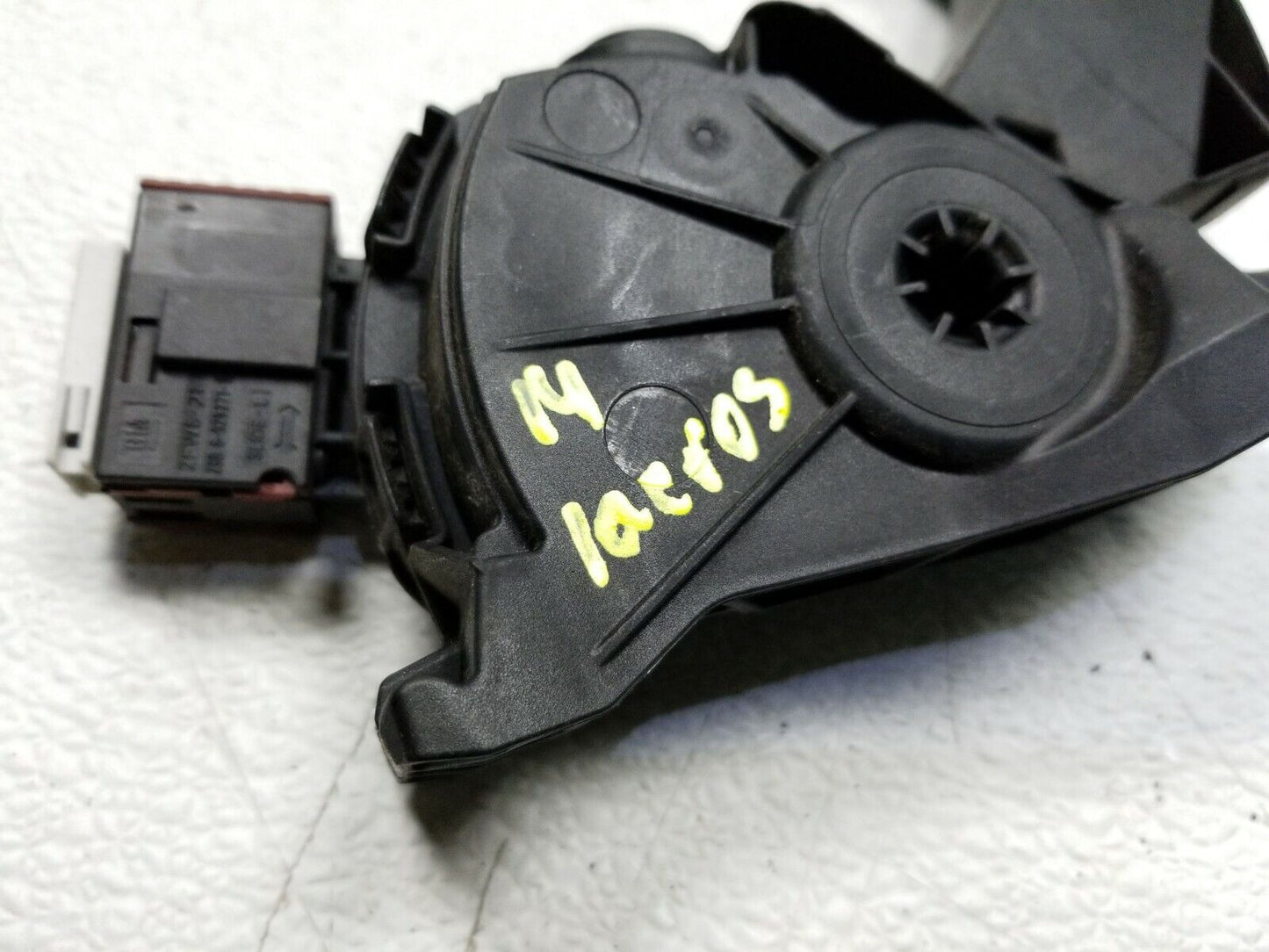 14 15 16 Buick Lacrosse Accelerator Gas Pedal OEM 60k Miles