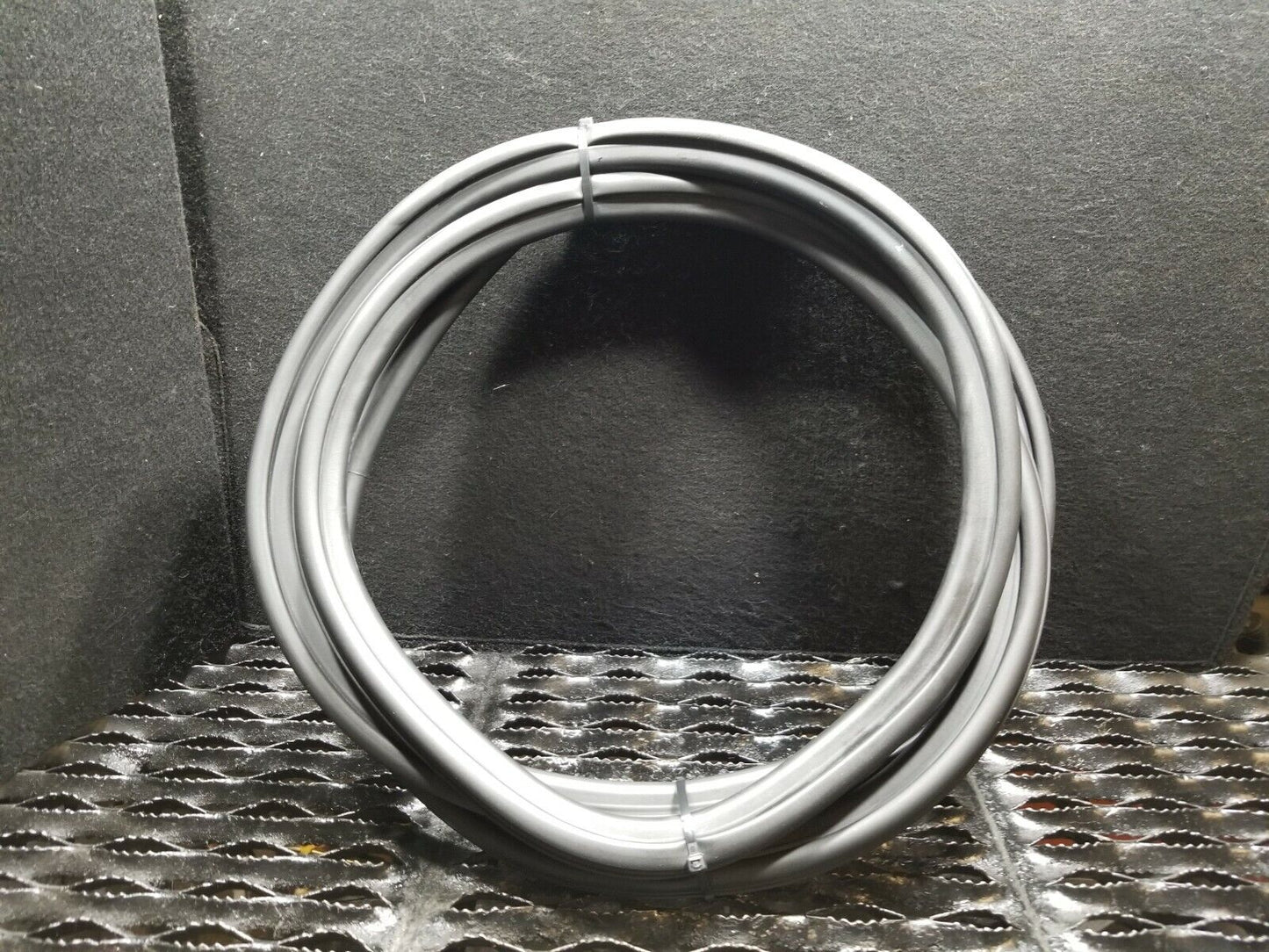 13 14 15 Audi A4 Sedan Front Right Passenger Side Door Weatherstrip Seal OEM