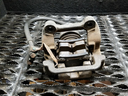 05 06 07 Dodge Magnum 5.7l Rt Rear Left Driver Side Brake Caliper OEM