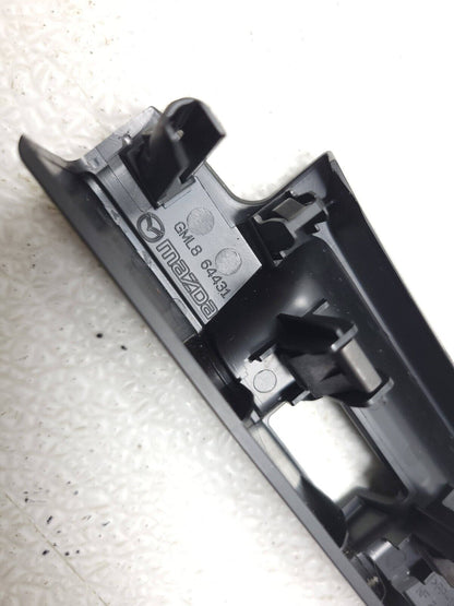 2014 - 2017 Mazda 6 Center Console Trim Gml864431 OEM