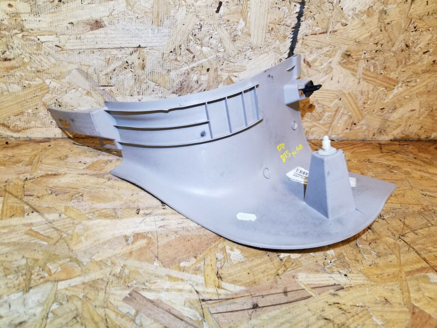 06 07 08 09 10 11 Cadillac DTS Front Right Door Lower Pillar Kick Cowl Trim OEM