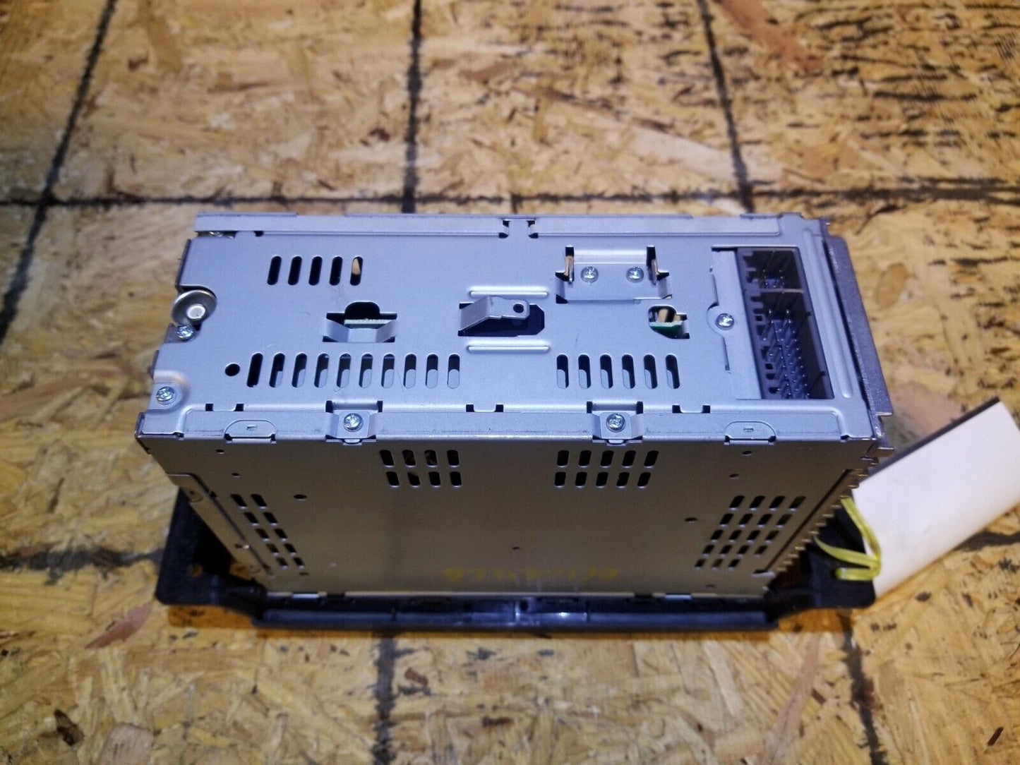 05 2005 Chrysler Pacifica Audio AM FM Radio Cd Player Receiver OEM #141
